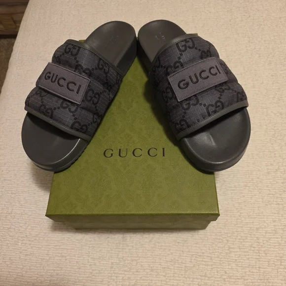 Gucci never worn Men slides size 13 Gucci Men main image 2